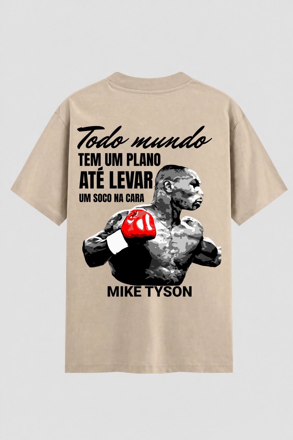Camiseta Oversized Suedine Boxe Todos tem um plano até o primeiro soco