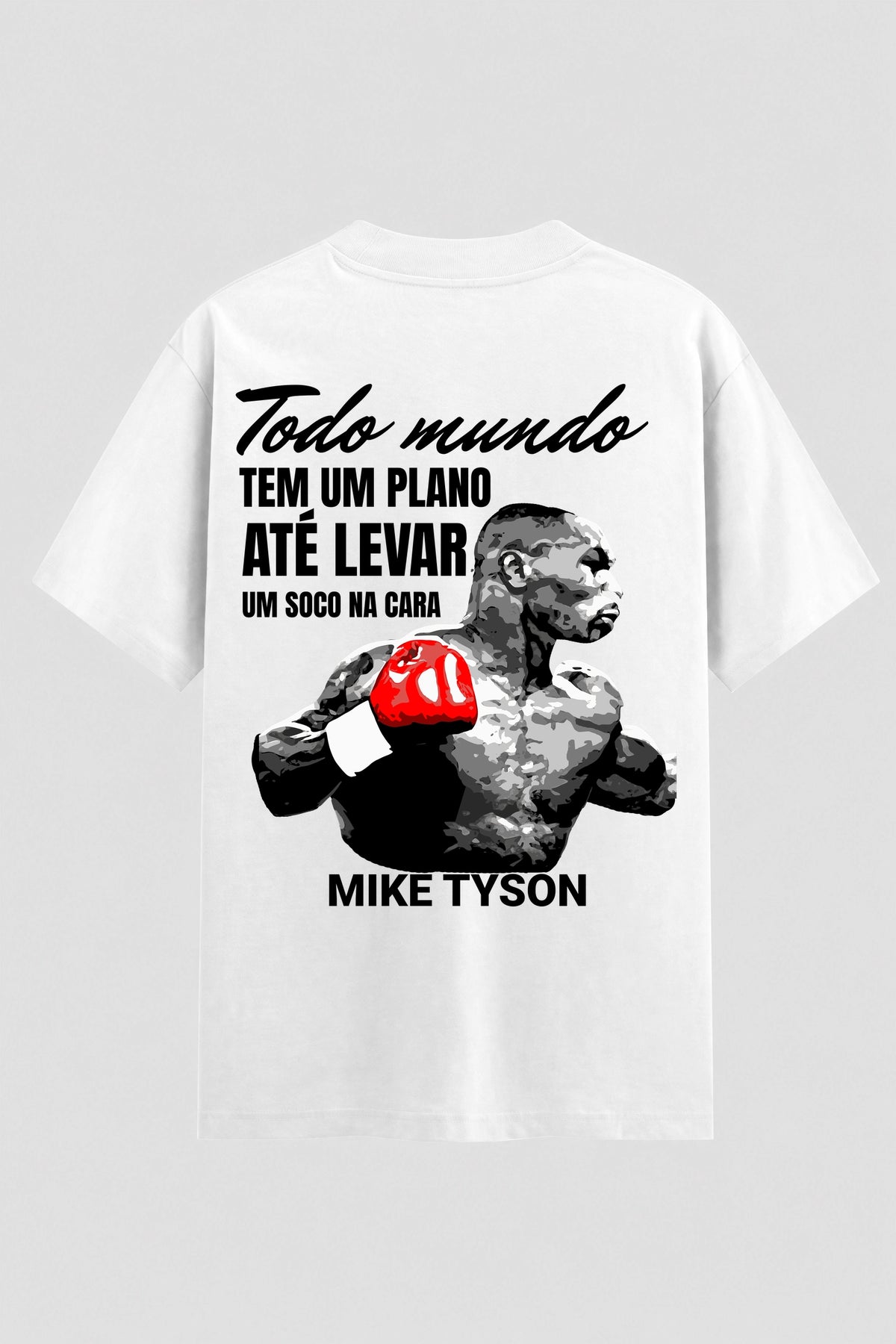 Camiseta Oversized Suedine Boxe Todos tem um plano até o primeiro soco
