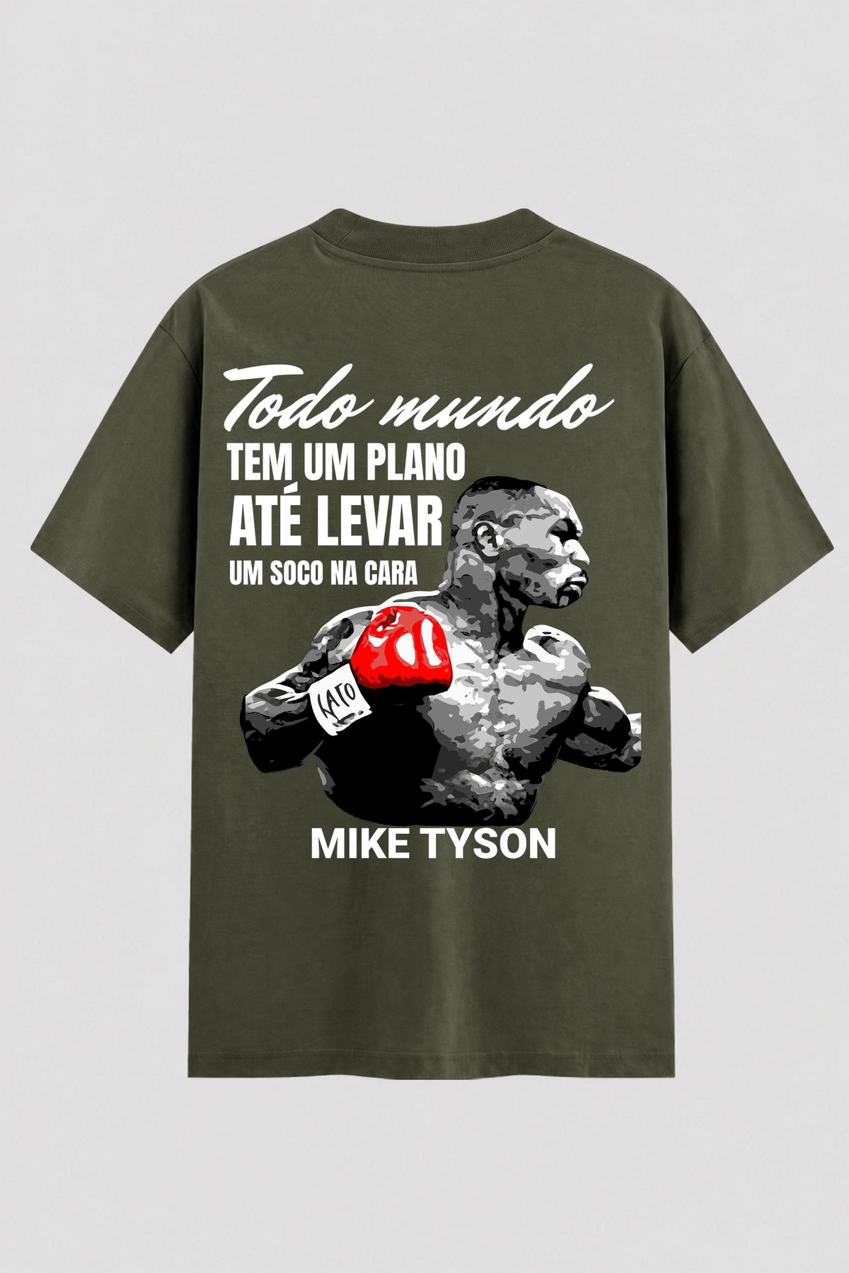 Camiseta Oversized Suedine Boxe Todos tem um plano até o primeiro soco