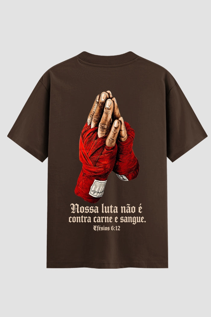 Camiseta Oversized Suedine Coleção Faith Nossa luta não é