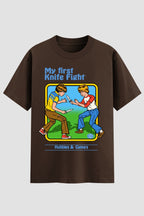 Camiseta Oversized Suedine My First Knife Fight - Estampa FRONTAL
