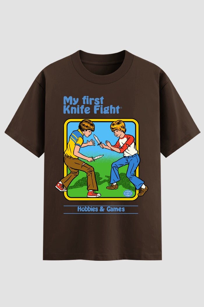 Camiseta Oversized Suedine My First Knife Fight - Estampa FRONTAL