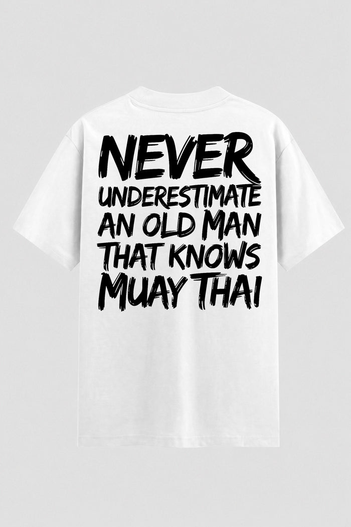 Camiseta Oversized Suedine Muay Thai Never Underestimate